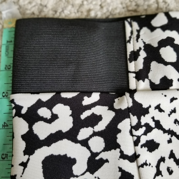 Forever21 animal print mini skirt Size Small - Picture 5 of 7